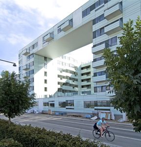 Brohuset_0311_rettet_op-aspect-ratio-250-260